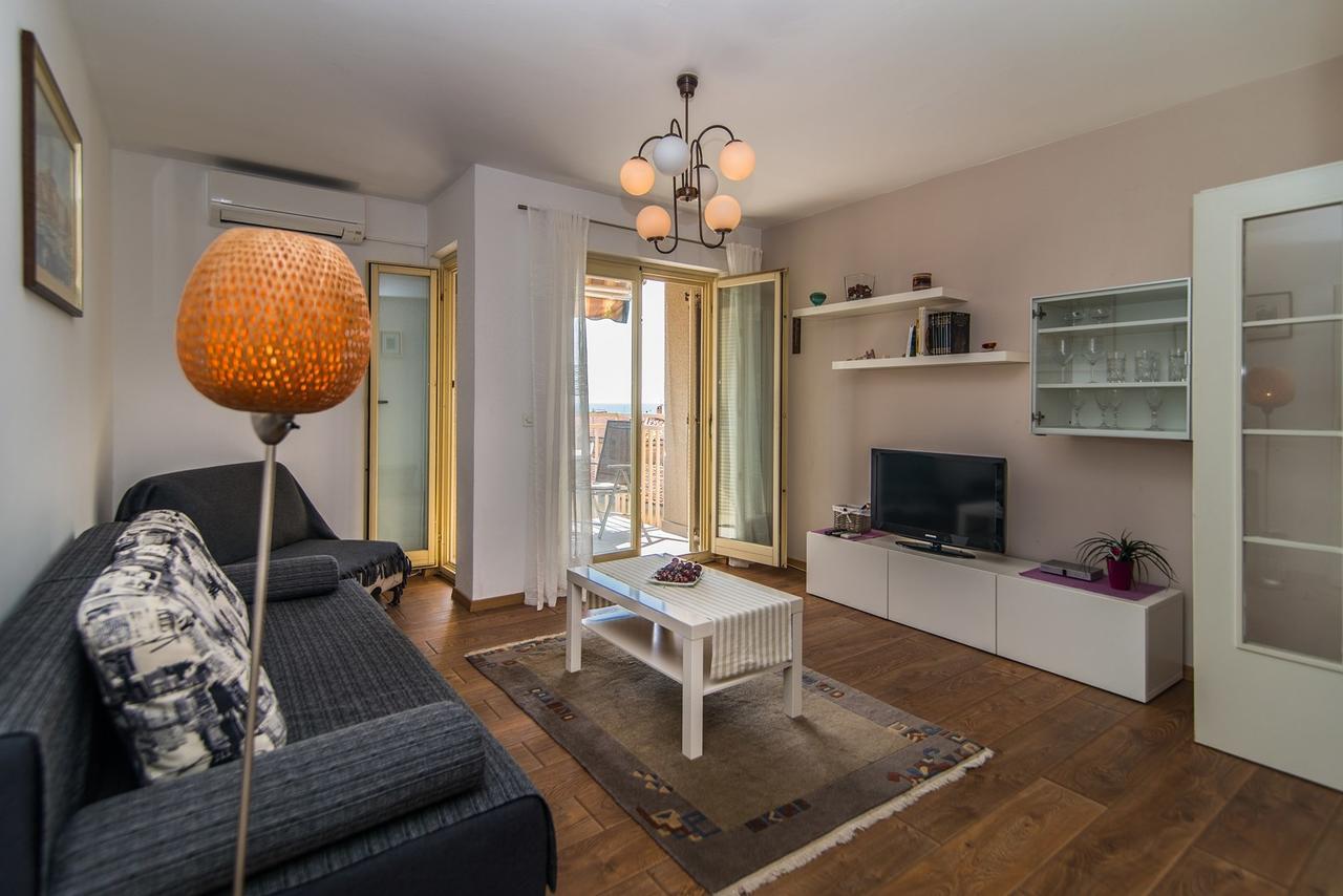 Apartment Vesna Kandlerova Porec Bagian luar foto